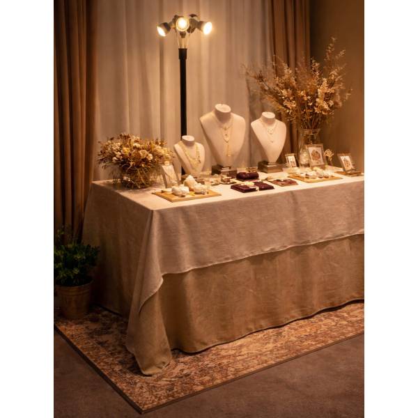 Lamp Posts & Lightings