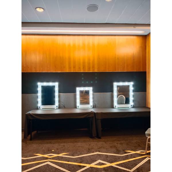 Popular Themes Popular Themes