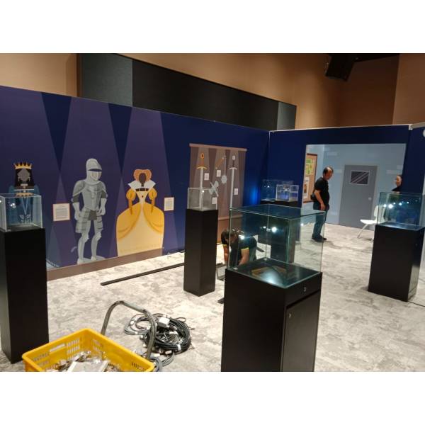 Booths, Carts, Kiosks & Product Displays